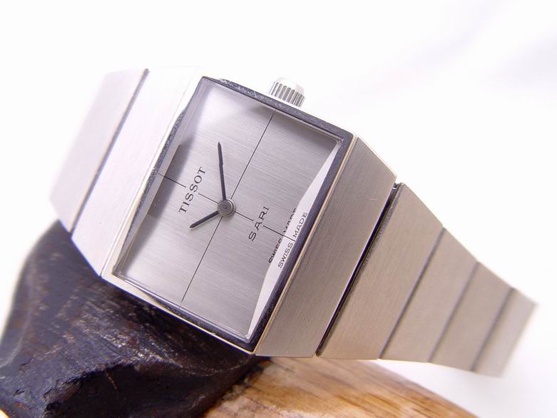 (061104-02) Tissot SARI*Unisex/Lady Classic Model Vintage*New Old